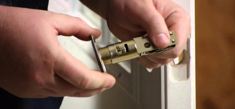 Front door lock repair in Elgin Mills